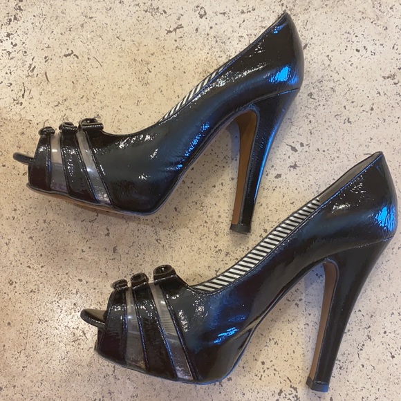 Moschino Authentic tuxedo bow patent platform - Picture 4 of 10